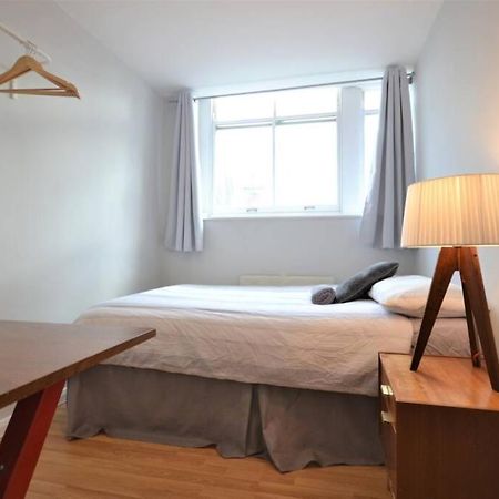 לונדון Stylish Budget 4 Bedroom Flat In Brick Lane מראה חיצוני תמונה