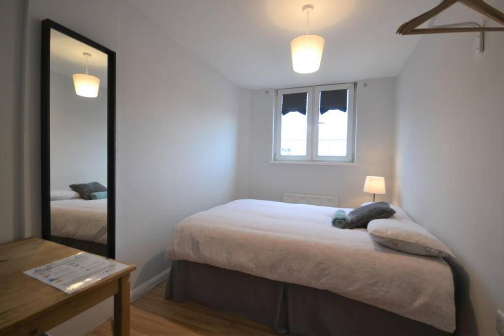 לונדון Stylish Budget 4 Bedroom Flat In Brick Lane מראה חיצוני תמונה